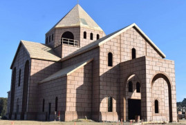 Kaliforniya'da yeni açılan Ermeni Kilisesi, Eçmiadzin'deki St. Hripsime kilisesinin benzerliğinde yapıldı
