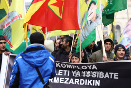Kürt cemaati temsilcilerinden BM Ermenistan Ofisi önünde protesto: Türkiye'nin amacı Kürt  halkını yok etmektir