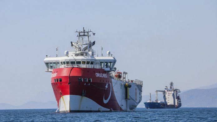 Ռուսները Սև ծովում թուրքական նավ են խոցել