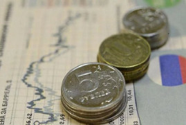 Rus rublesi dolar karşısında yüzde 30 değer kaybetti