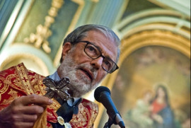 Türkiye Ermenileri Katolik Cemaati Ruhani lideri Levon Zekiyan'ın istifa ettiği yönündeki haberler gerçeği yansıtmıyor