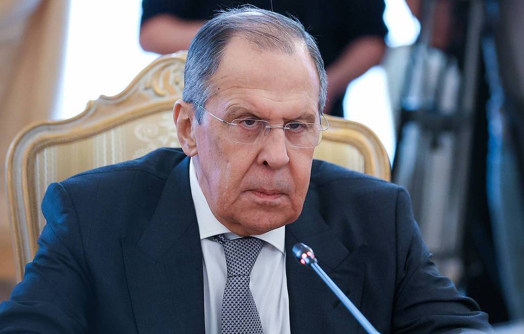 Lavrov: ABD Avrupa'daki nükleer silahlarını çekmeli