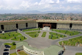 Ermenistan Savunma Bakanlığı, Azerbaycanlıların provokasyonu sonucu bir Ermeni askerin şehit olduğuna dair haberi yalanladı