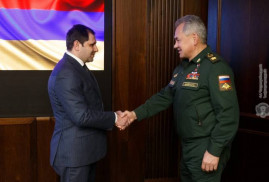 Ermenistan ve Rusya Savunma Bakanları telefonla Dağlık Karabağ’ı görüştü