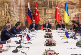 Чавушоглу: РФ и Украина достигли значимого прогресса в переговорах в Стамбуле