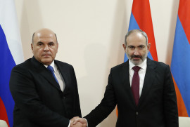 Ermenistan Başbakanı Paşinyan, Rusyalı mevkidaşı Mişustin ile görüştü