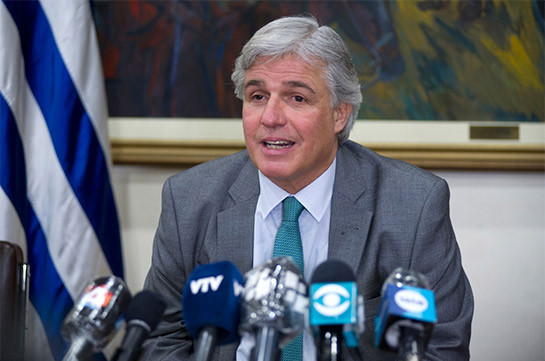 Uruguay Dışişleri Bakanı Francisco Bustillo, Mevlüt Çavuşoğlu'nun Bozkurt işaretine tepki gösterdi