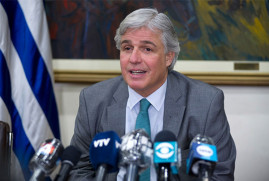 Uruguay Dışişleri Bakanı Francisco Bustillo,  Mevlüt Çavuşoğlu'nun Bozkurt işaretine tepki gösterdi