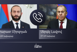 Ermenistan Dışişleri Bakanı, Rus mevkidaşıyla telefon görüşmesi yaptı