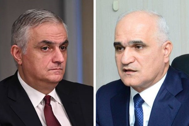Ermenistan ve Azerbaycan başbakan yardımcıları sınırda buluştu