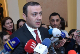 Ermenistan Güvenlik Konseyi Sekreteri: Azerbaycan müzakerelere uymayan açıklamalar yapıyor