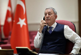 Թուրքիայի պաշտպանության նախարարը հեռախոսազրույց է ունեցել լատվիացի պաշտոնակցի հետ