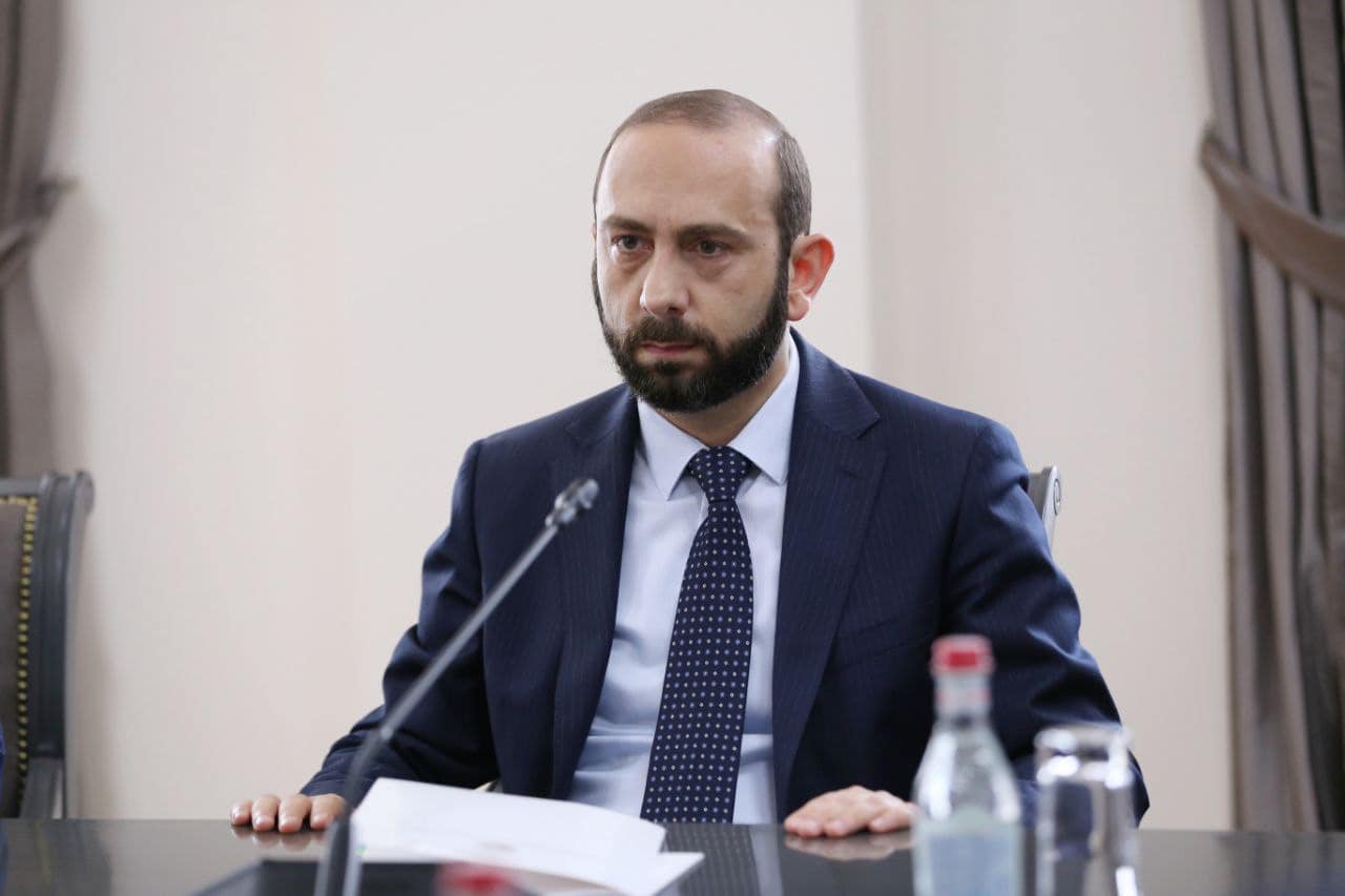 Mirzoyan: Türkiye'den Ermenistan ile kapalı olan sınırı açacaklarına dair açıklamaları duymak sevindirici
