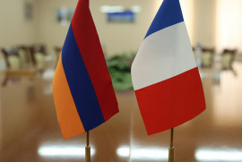 Ermenistan-Fransa arasında savunma alanında işbirliğine ilişkin konular ele alındı