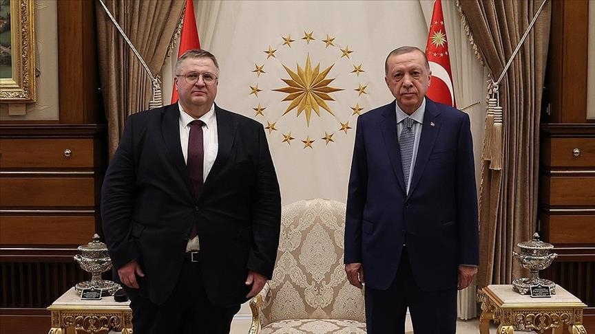 Эрдоган провел переговоры с Оверчуком, встреча прошла в закрытом для прессы режиме