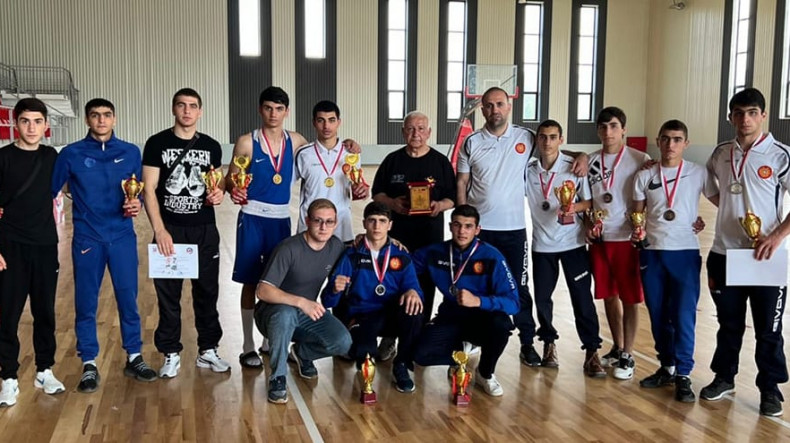 Ermeni boksörler Gürcistan'da 7 madalya kazandı