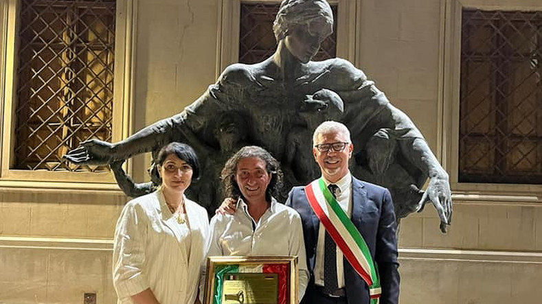 Ermeni heykeltıraş "Cavriglia Şehri Anahtarı" ödülüne layık görüldü