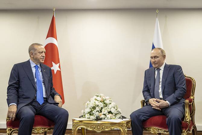 На встрече с Эрдоганом Путин коснулся и урегулирования нагорно-карабахской проблемы