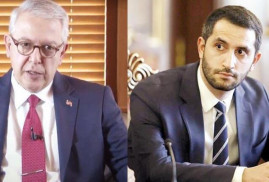 Hürriyet. «Հայաստանի հետ կարգավորման նոր փուլ. սառույցը հալեցնող 500 հեռախոսազրույց»