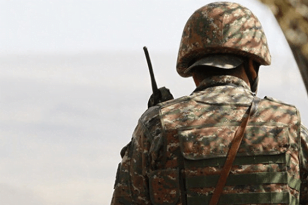 Azerbaycan'ın açtığı ateş sonucu bir Ermeni asker şehit oldu