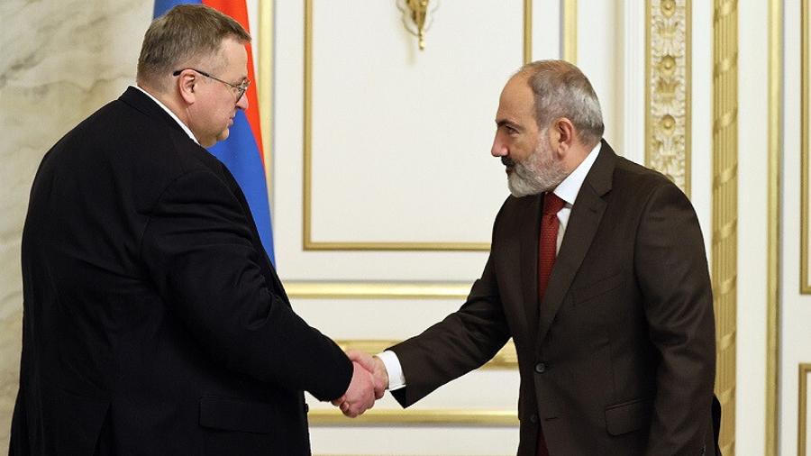 Paşinyan, Rusya Federasyonu Başbakan Yardımcısı'nı kabul etti