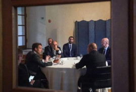 Fransa Cumhurbaşkanı Macron'dan Prag'daki görüşmeye ilişkin anlamlı paylaşım