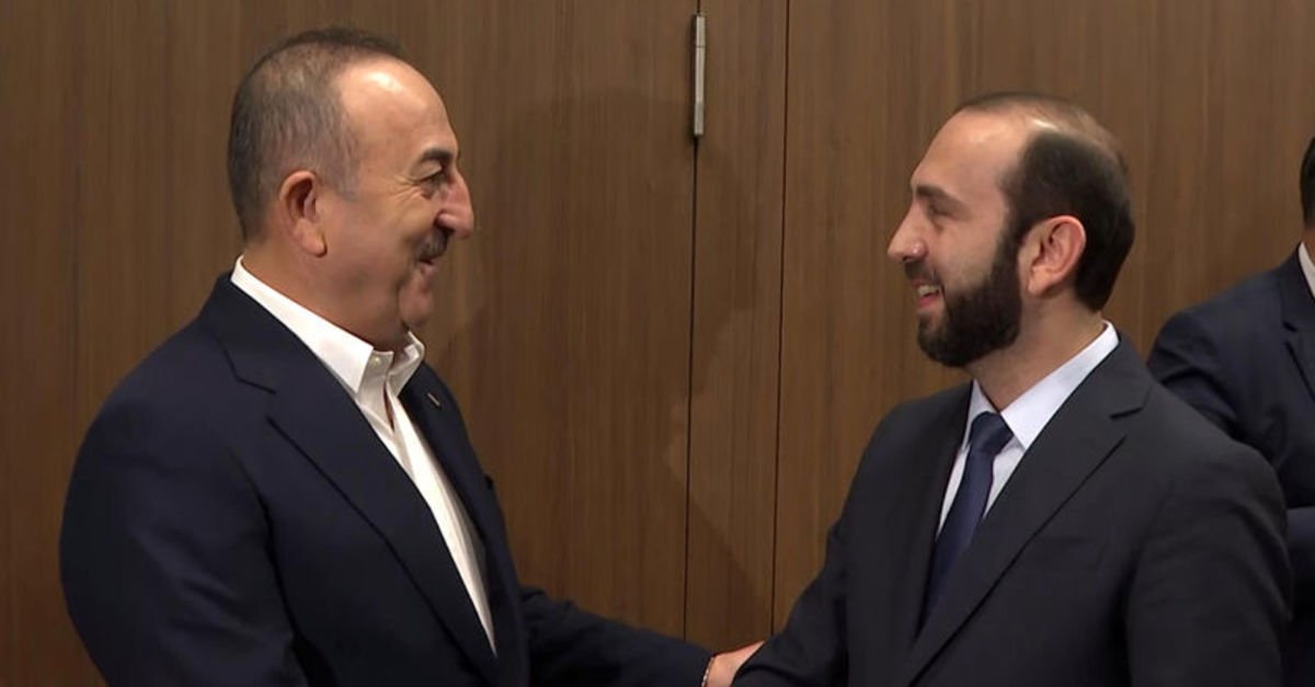 Ermenistan Dışişleri Bakanı Türkiye Dışişleri Bakanı ile görüşmeye hazır