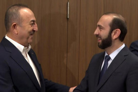 Ermenistan Dışişleri Bakanı Türkiye Dışişleri Bakanı ile görüşmeye hazır