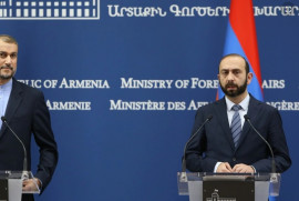 Mirzoyan: Türkiye, Ermenistan'la çözüm sürecini Ermenistan-Azerbaycan müzakere sürecine daha az bağlamalı