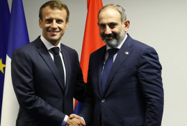 Macron, Paşinyan ile bir araya gelecek