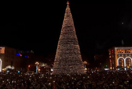 Ermenistan'ın Noel ağacı, BDT ülkeleri arasında en uzun olanların ilk 3'ünde yer almaktadır