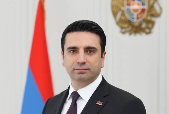 Ermenistan Parlamentosu  AB'nin Ermenistan'a sivil  gözlem heyeti gönderme kararını memnuniyetle karşıladı