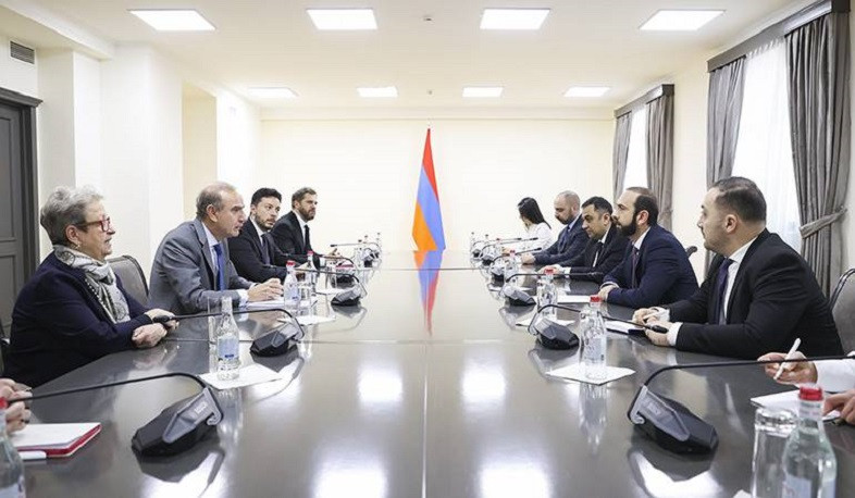 Mirzoyan ve AB temsilcisi bölgesel güvenlik konuları ele aldılar