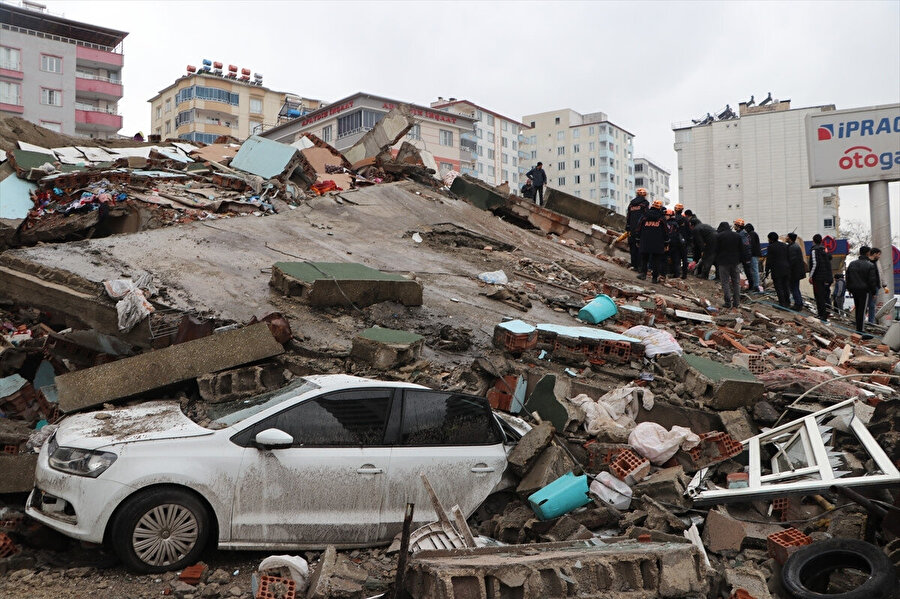 Թուրքիայում տեղի ունեցած երկրաշարժի հետևանքով մահացածների թիվը հասել է 3381-ի