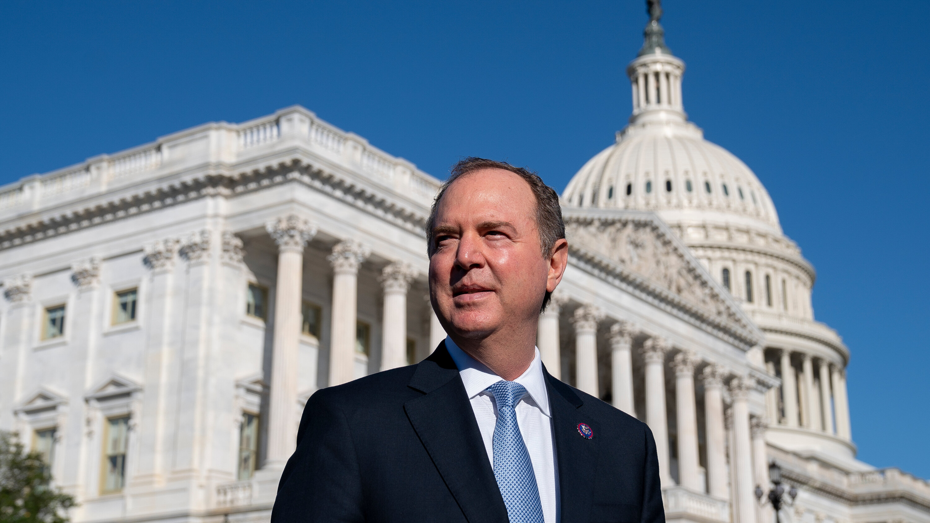 Adam Schiff, Kongre'de Laçin koridorunun açılmasını talep eden yeni bir tasarı sundu