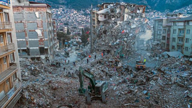 Թուրքիայում երկրաշարժերի հետևանքով մահացածների թիվը անցել է 43 հազարը