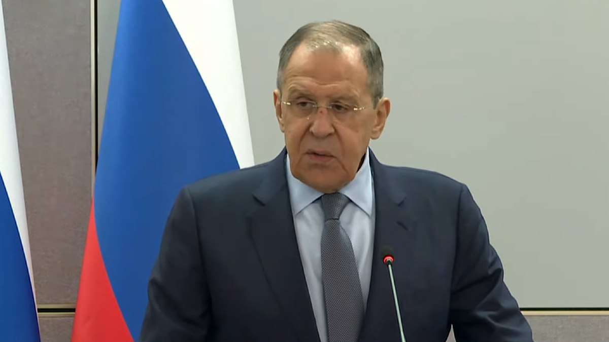 Lavrov: Rusya, Ermenistan ile Azerbaycan arasında bir barış anlaşması için müzakereler düzenlemeye hazır