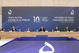 Aliyev: "Azerbaycan ile Ermenistan arasında barışın sağlanmasının önünde hiçbir engel yoktur"