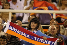 İstanbul Ermenisi Can Erzurumluoğlu Yerevan’da oynanacak Ermenistan-Türkye maçına değindi