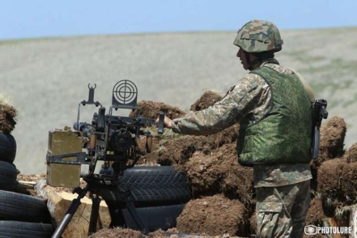Azerbaycan silahlı kuvvetleri, Stepanakert-Lisagor yolunda ilerlemeye çalıştı