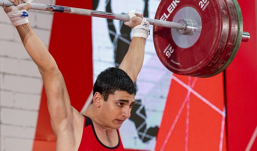 Ermeni halterci dünya şampiyonu oldu