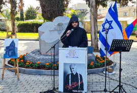 İsrail'de, Petah Tikva şehrinde bir parka Charles Aznavour'un adı verildi (Foto)