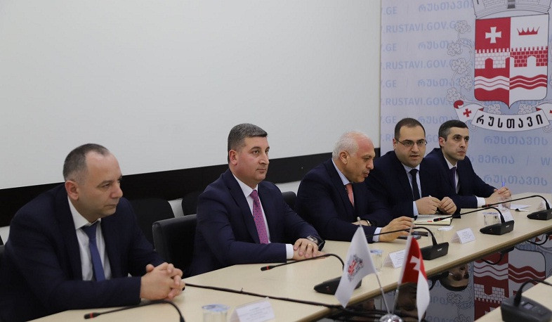 Ermenistan’ın İjevan ve Gürcistan’ın Rustavi şehirleri arasında işbirliği muhtırası imzalandı