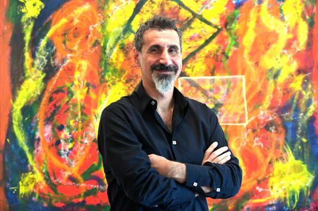 Serj Tankian, Azerbaycan'a karşı yaptırımlar uygulanmaya çağrısında bulundu