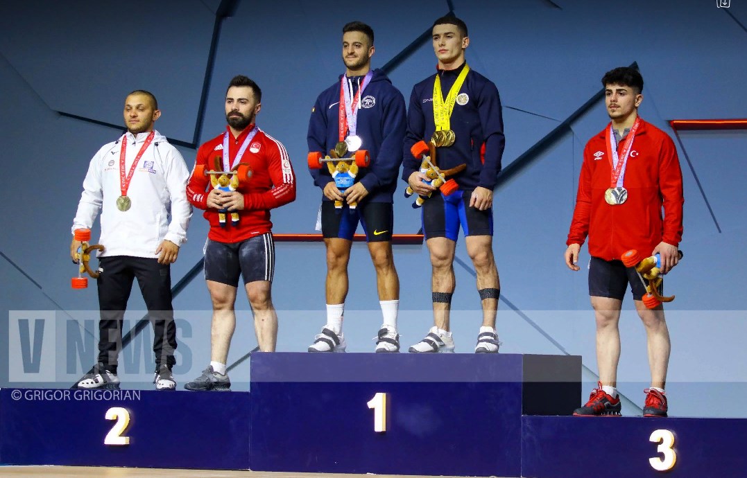Ermeni genç halterci ,Avrupa şampiyonu oldu (video,foto)