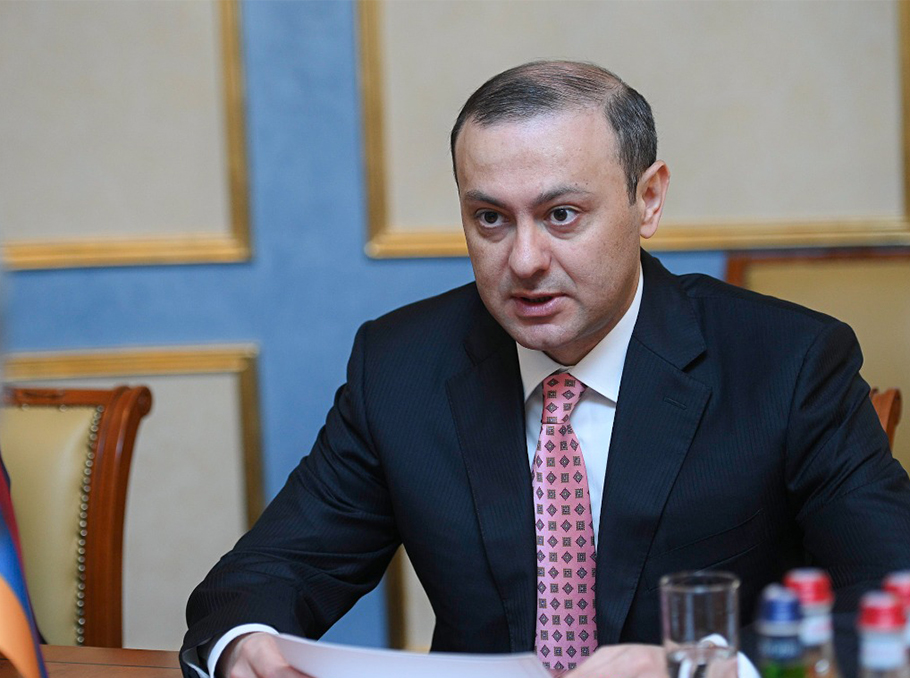 Ermenistan Güvenlik Konseyi Sekreteri, Pentagon temsilcileriyle bölgedeki güvenlik durumunu ele aldı