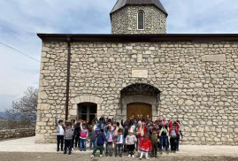 Karabağ'da 6 ay 30.000 çocuk temel haklardan mahrum yaşıyor (video)