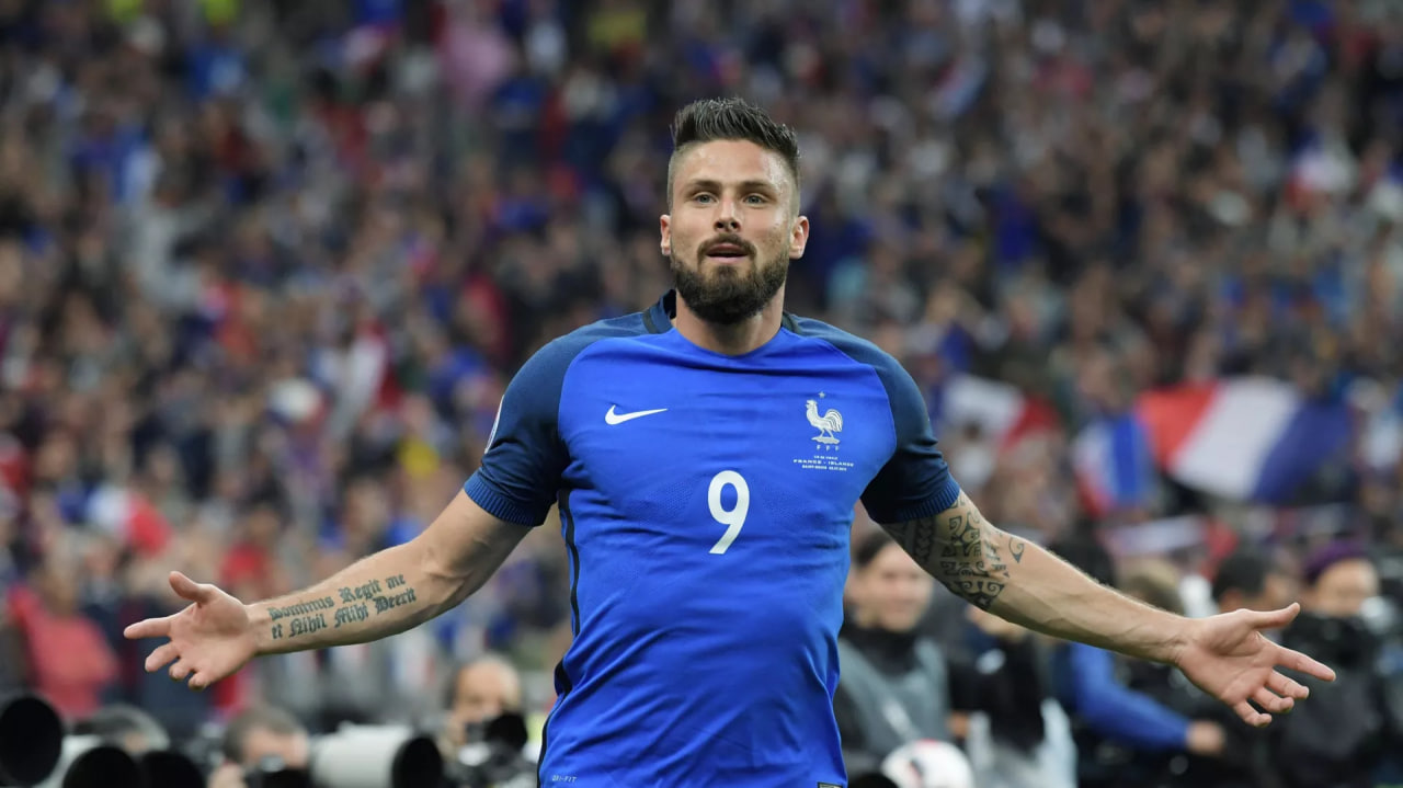 Olivier Giroud, Artsakh'taki Ermenilere yardım etmek için uniformasını müzayedeye sundu