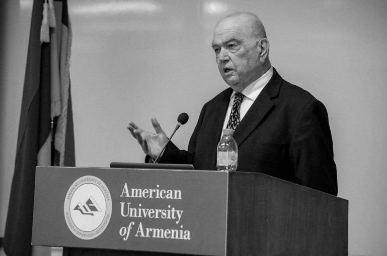 Meşhur Ermeni bilim adamı Richard Hovhannisyan vefat etti