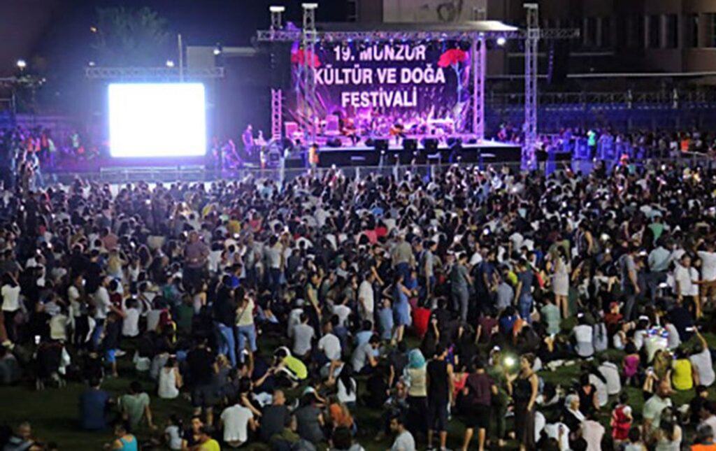 Ermeni dans topluluğu festivale ‘uygun’ görulmedi
